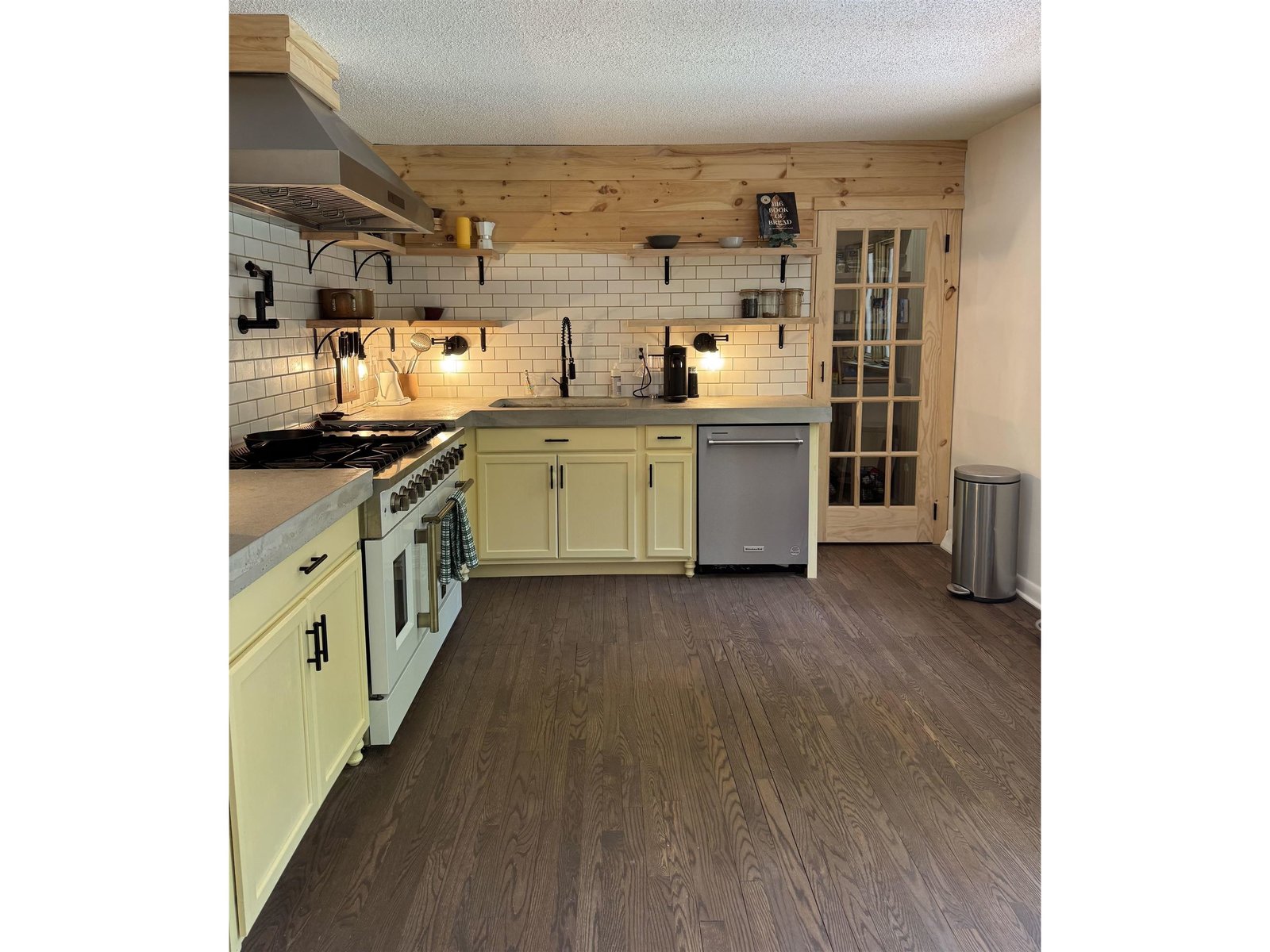 Updated Kitchen with Pantry