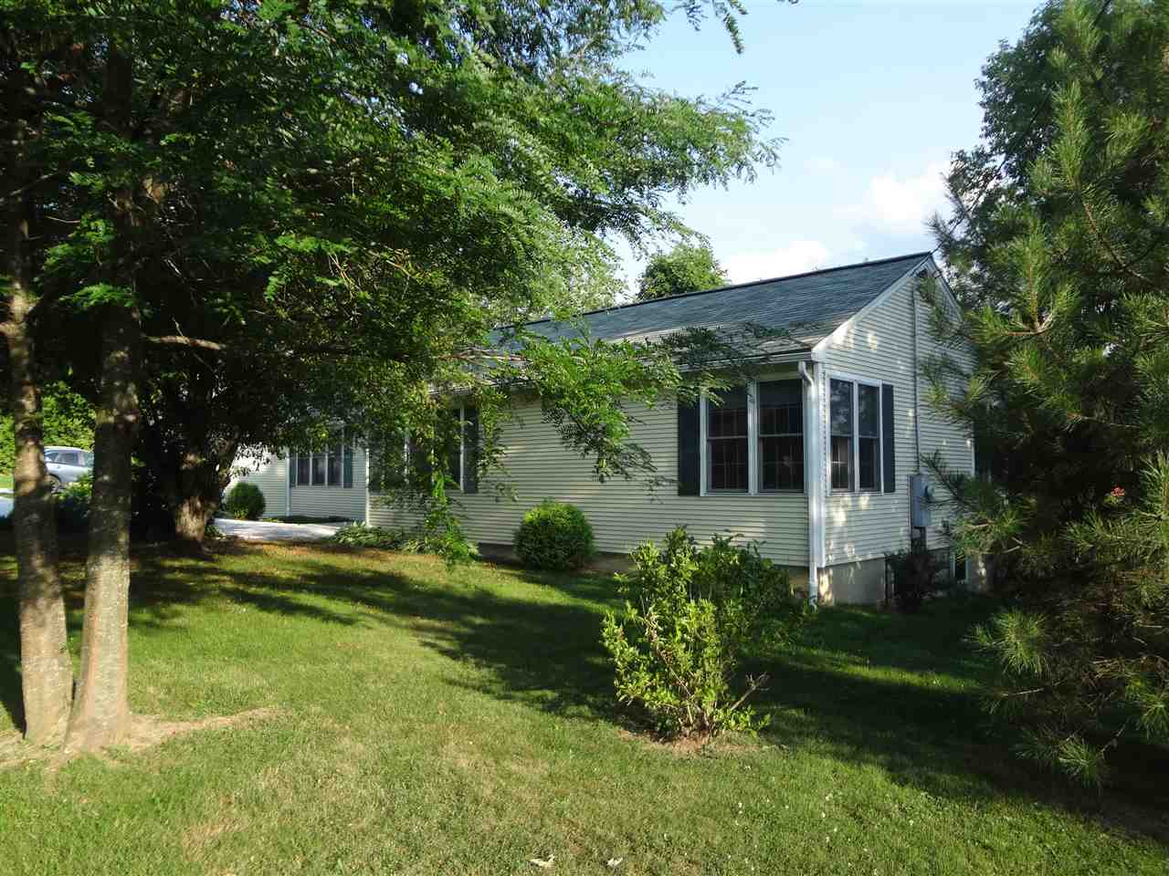 274 Richmond