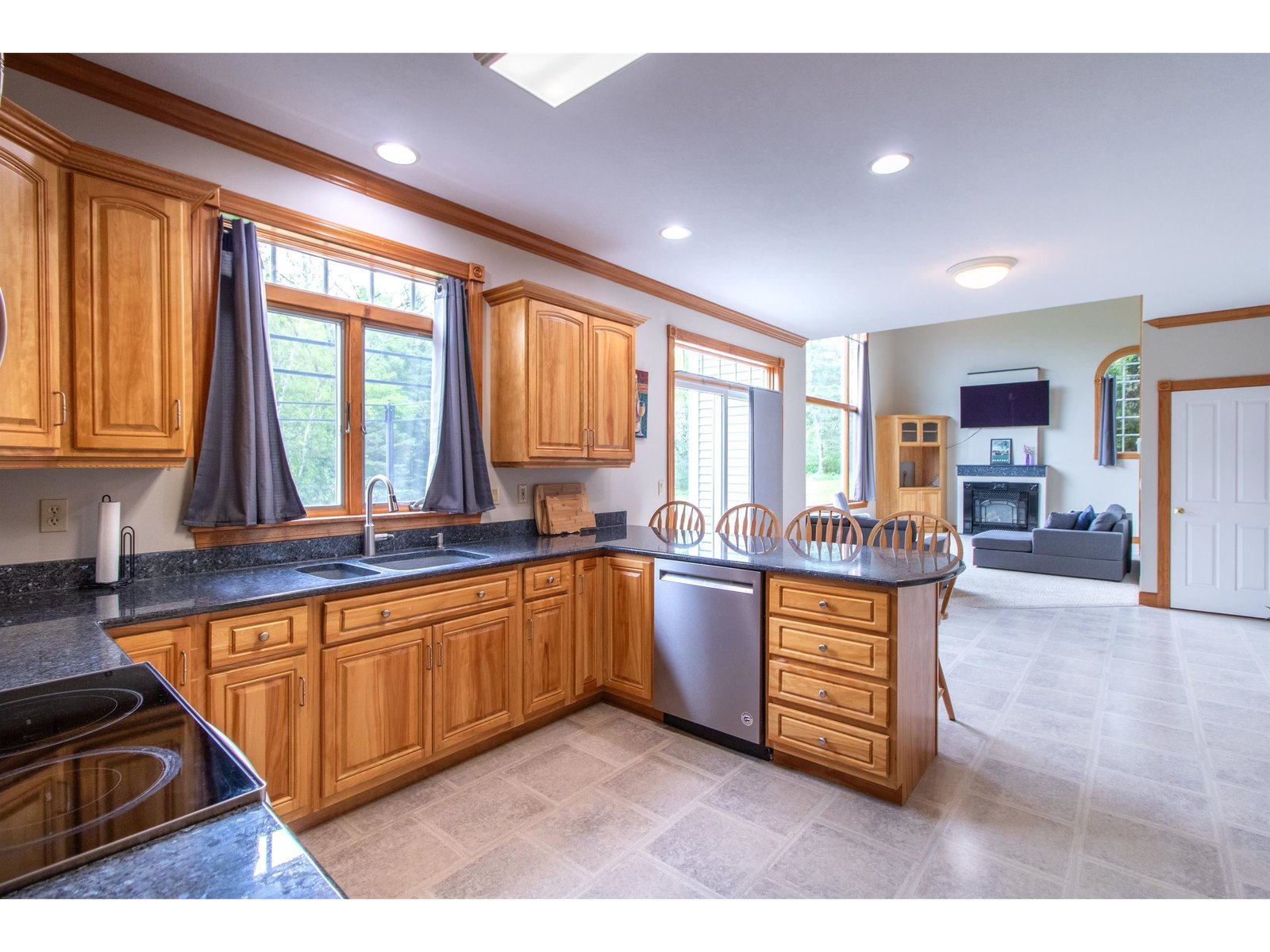 275 Petit Road
