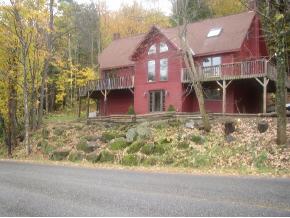 275 Stowe Hollow Road