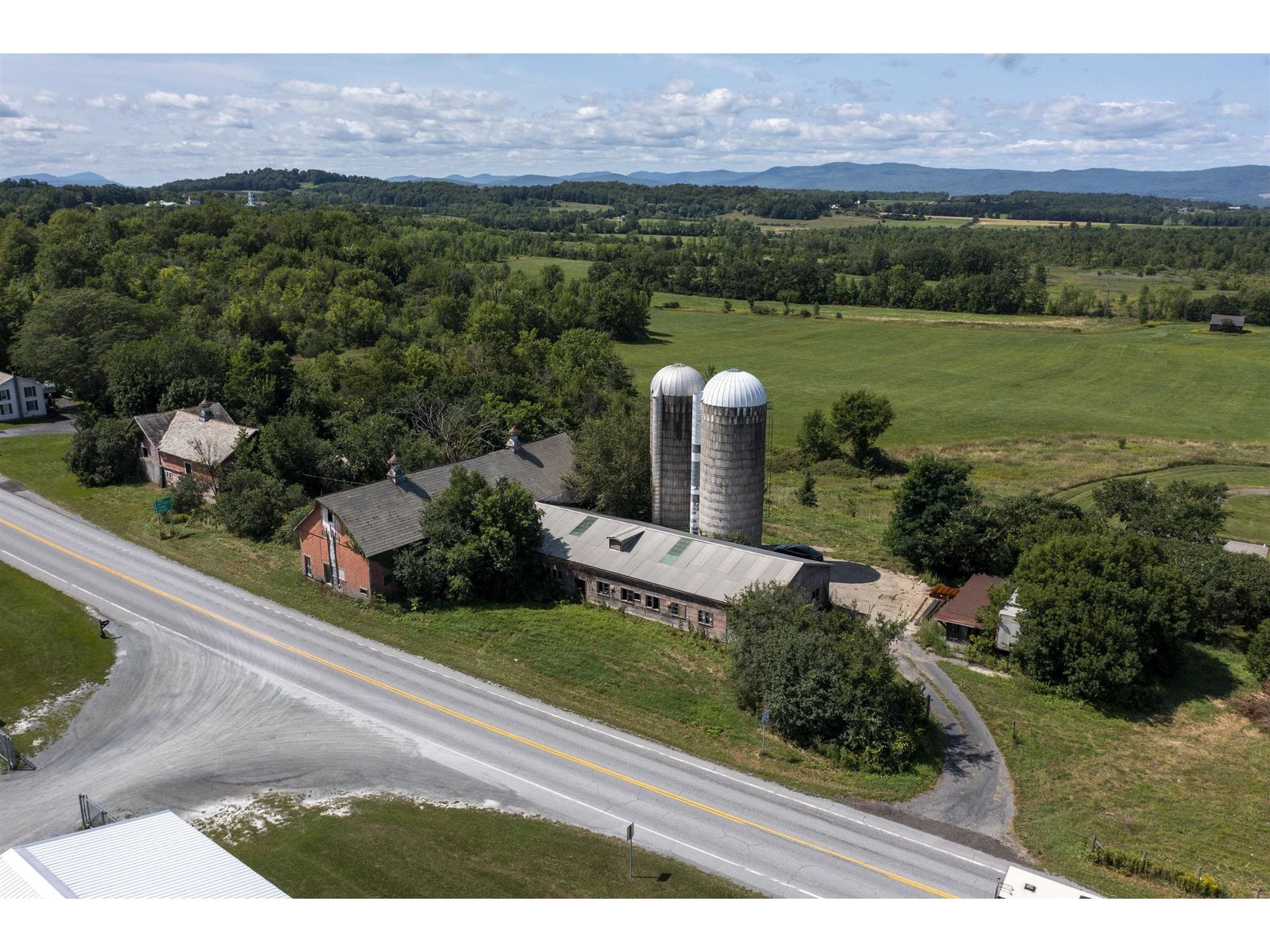 2758 VT Route 22A