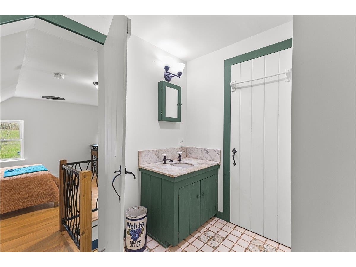 2767 Woodward Neighborhood Road
