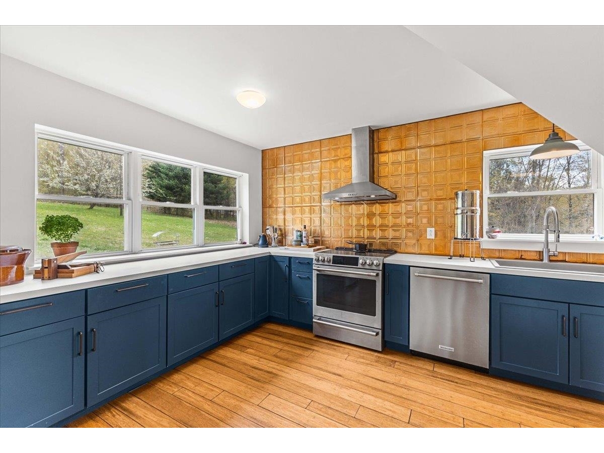 2767 Woodward Neighborhood Road