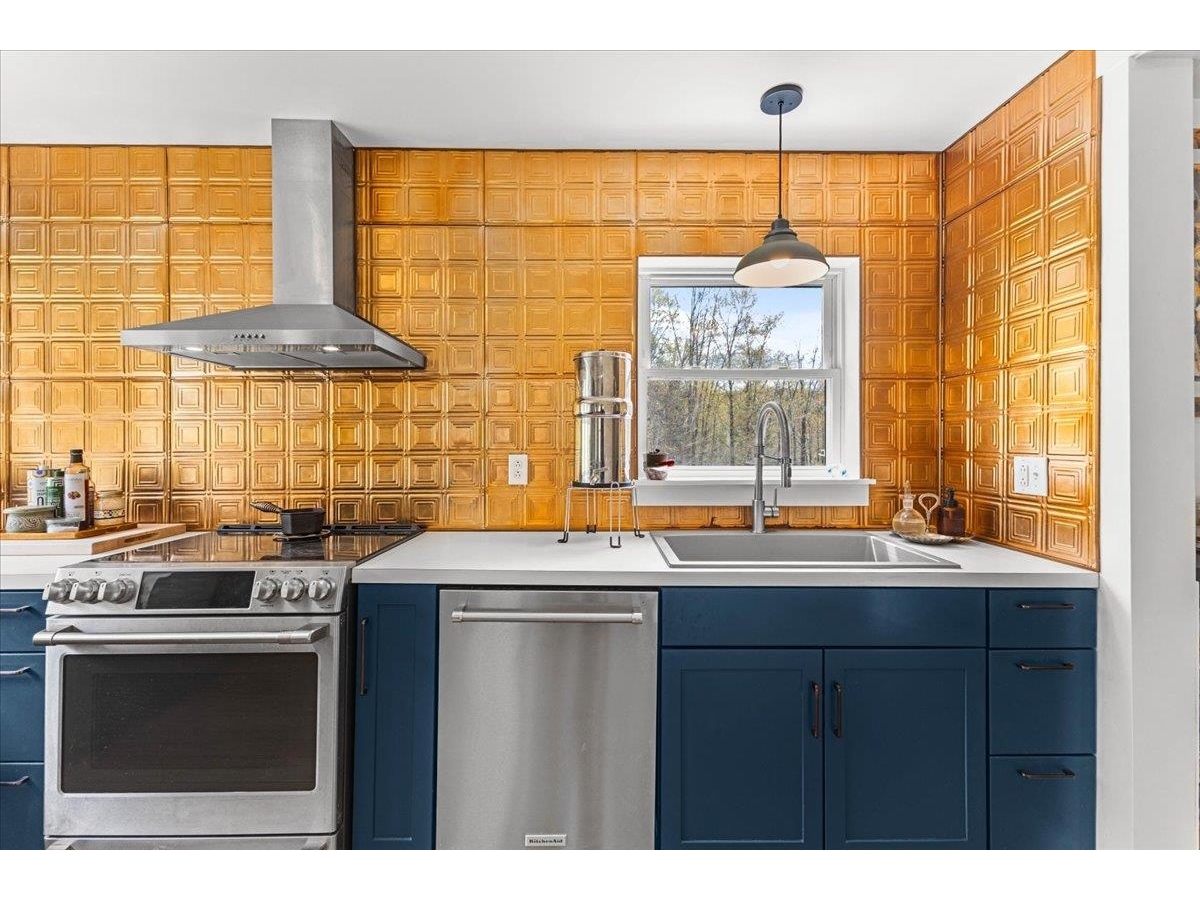 2767 Woodward Neighborhood Road