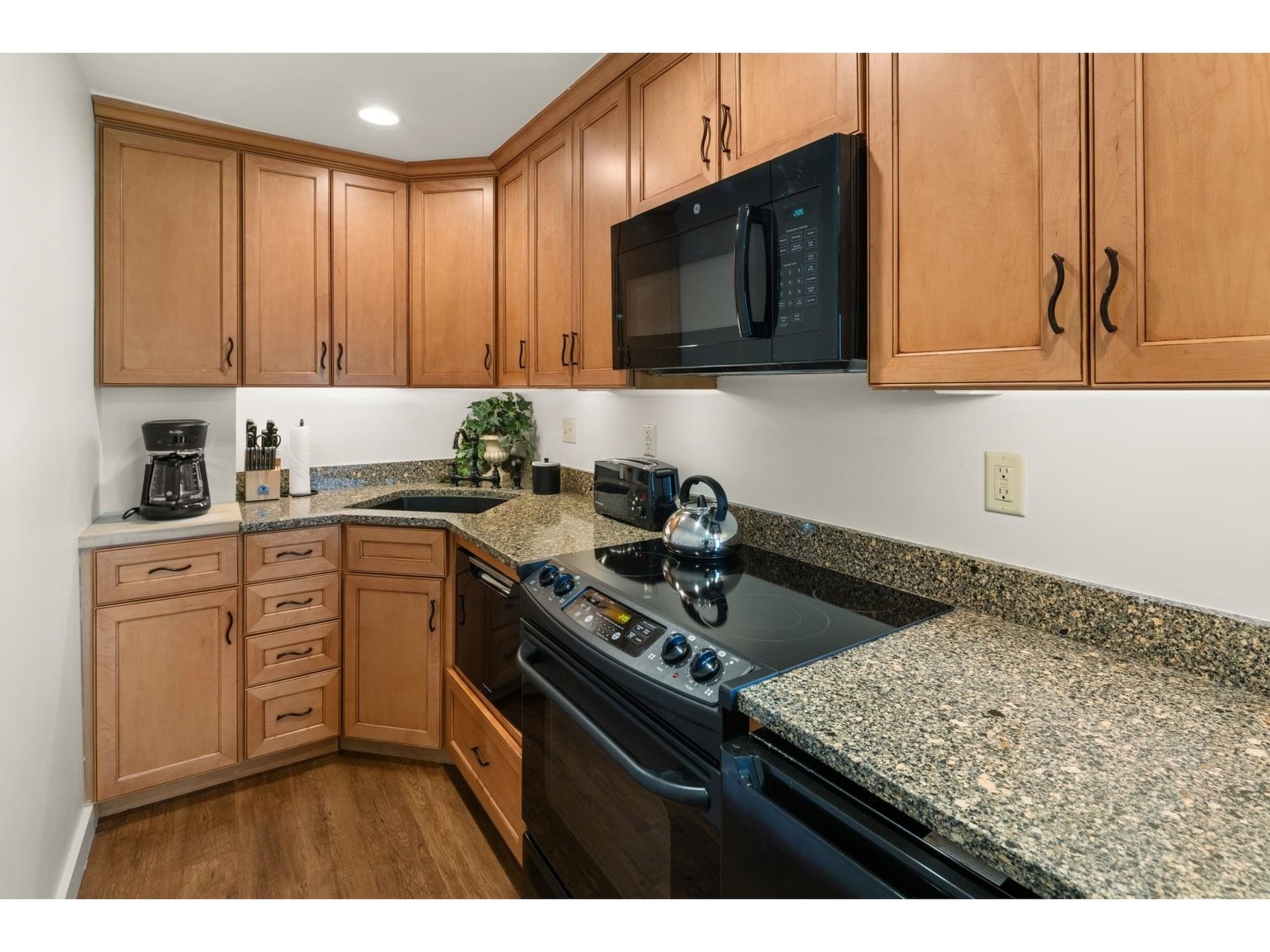 277 Topnotch Drive, Unit 465