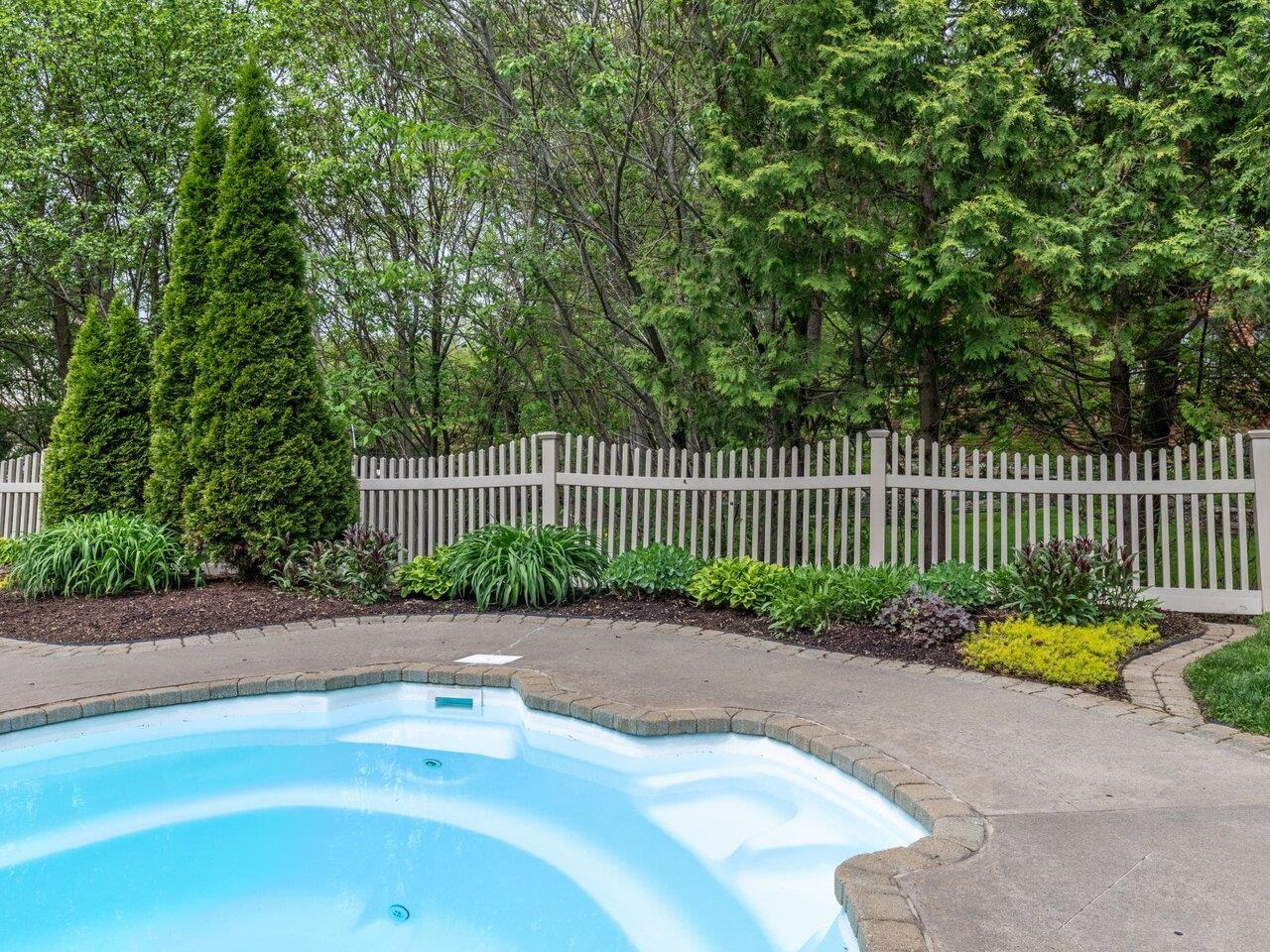 278 South Cove Road