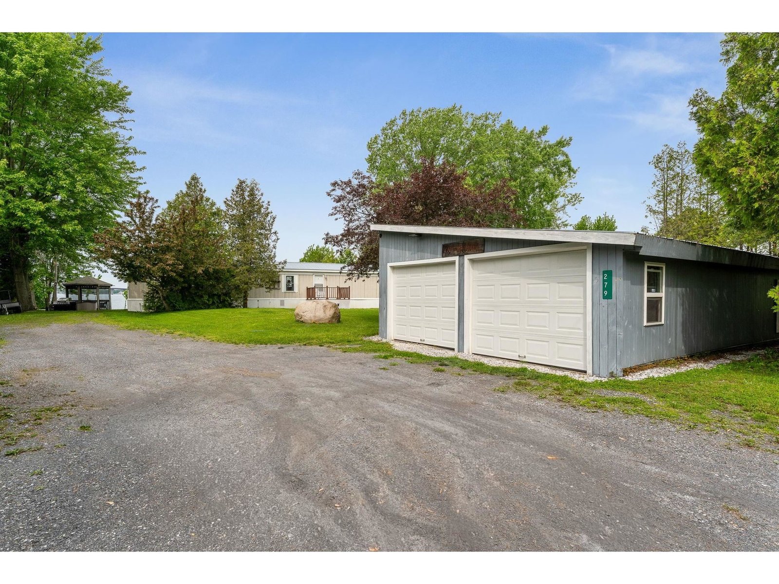 279 Hunter North Road