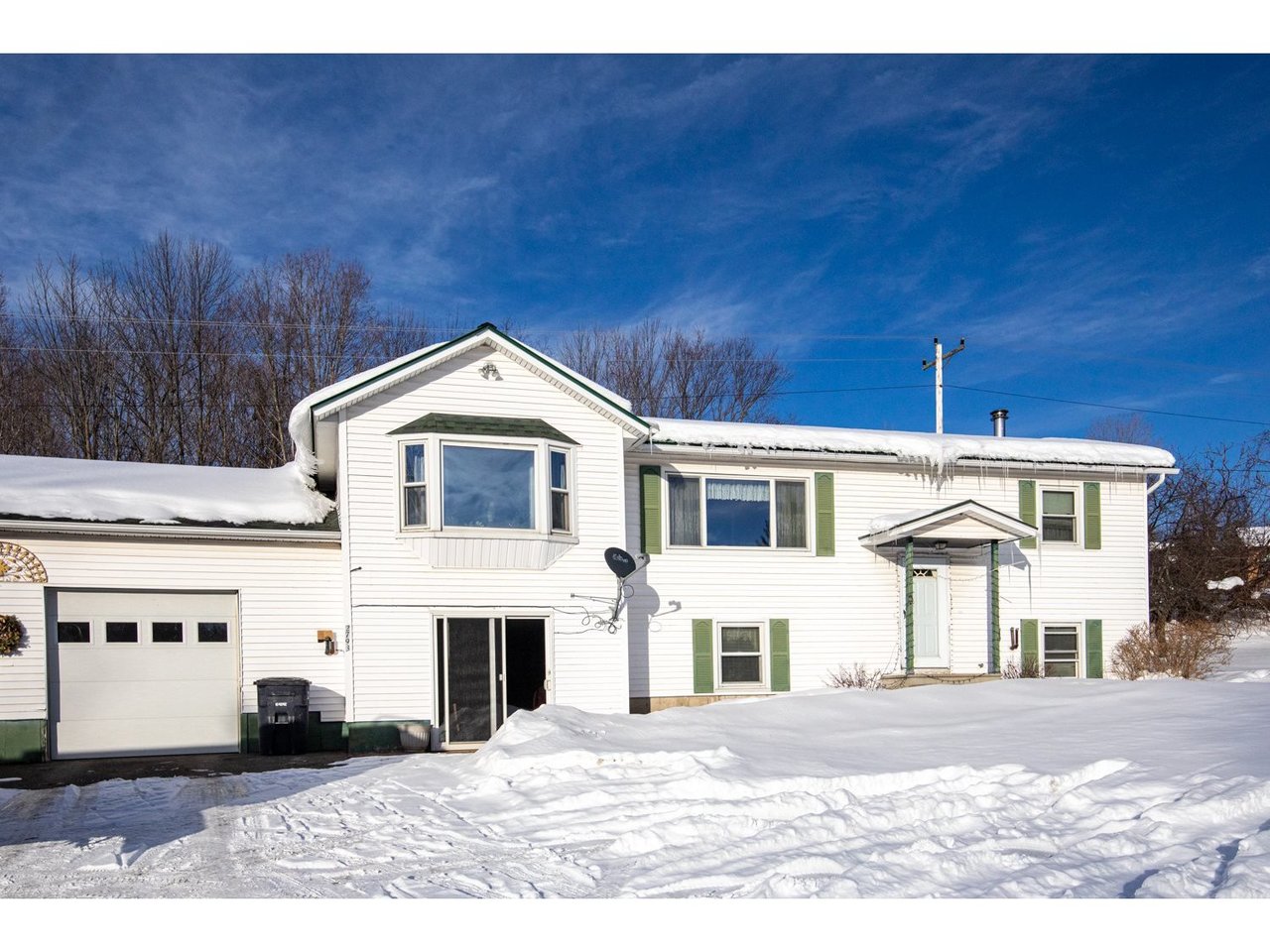 2793 Main Street