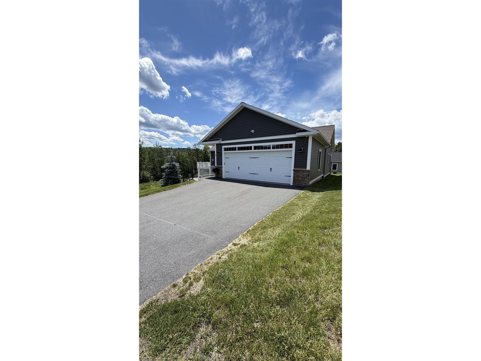 28 Alex Drive