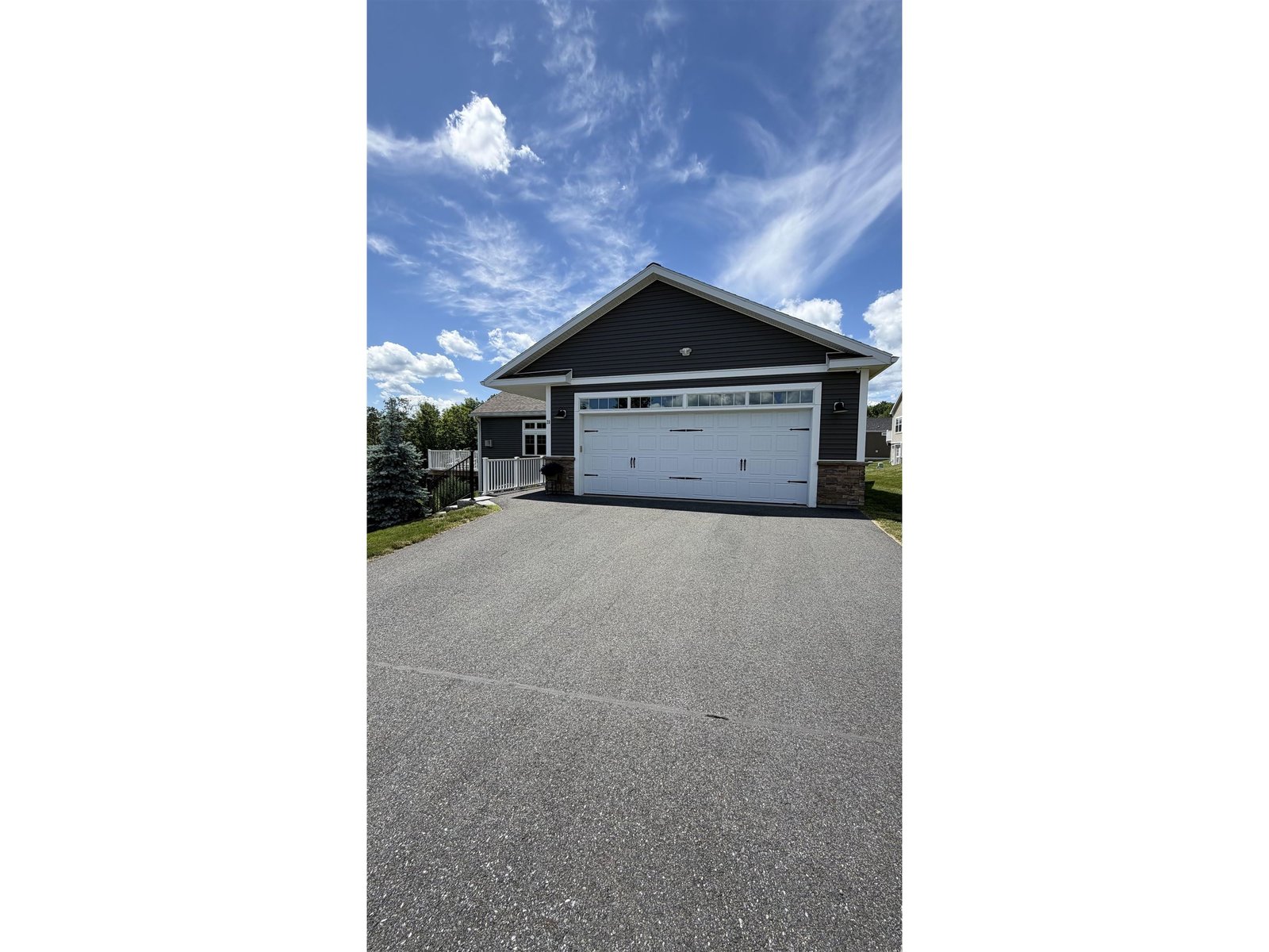 28 Alex Drive