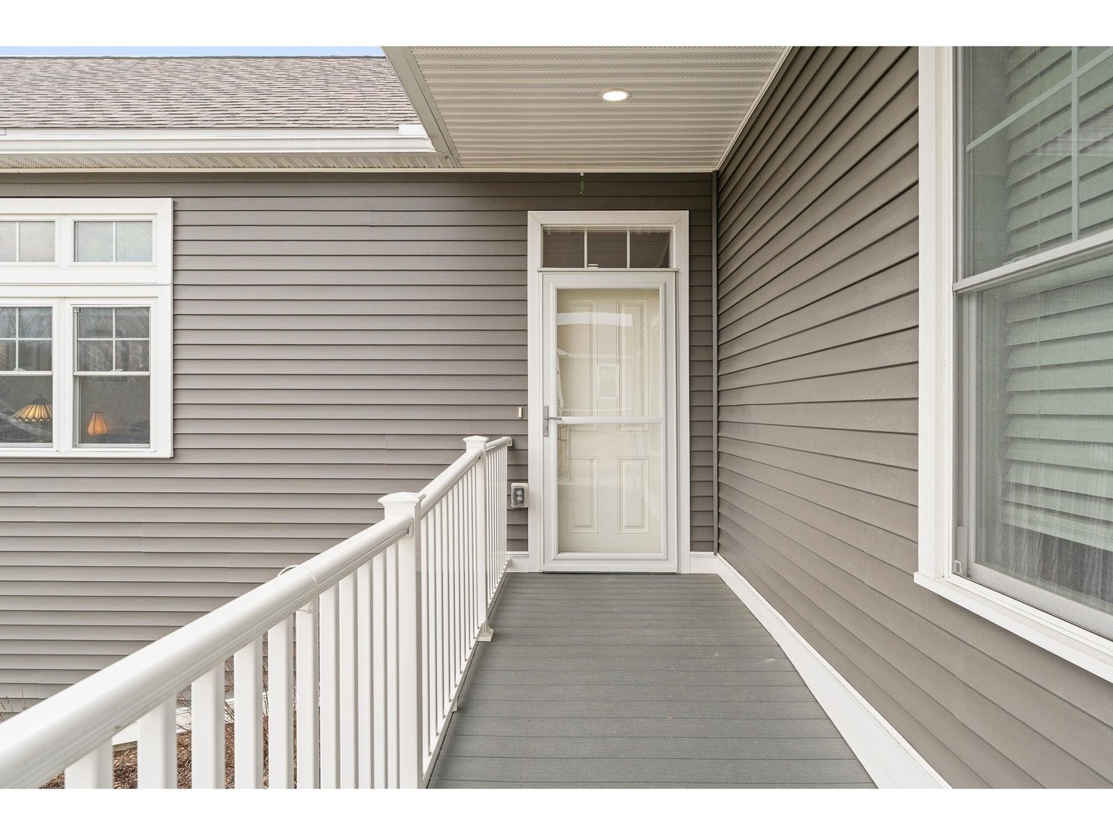 28 Alex Drive