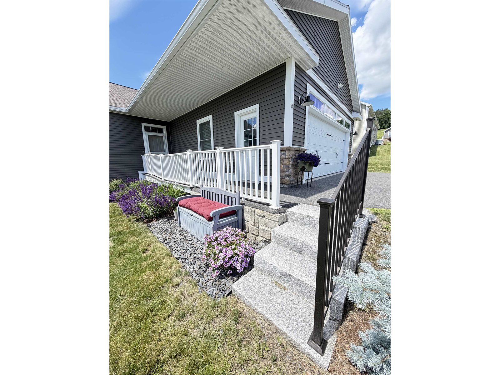 28 Alex Drive