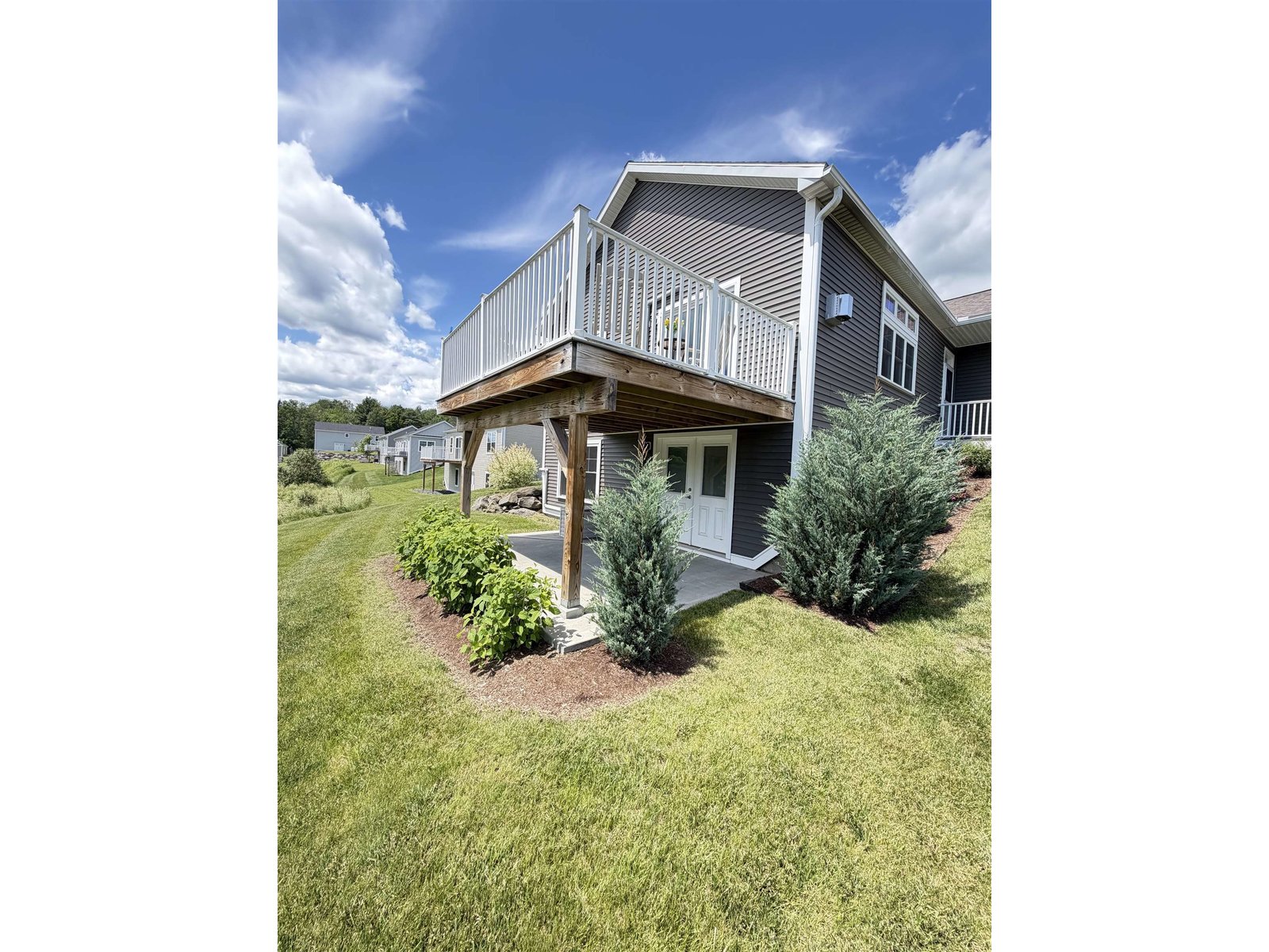 28 Alex Drive