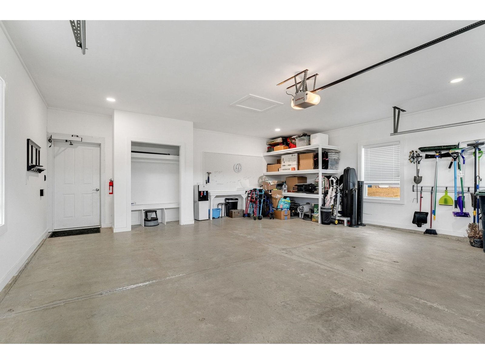 28 Alex Drive