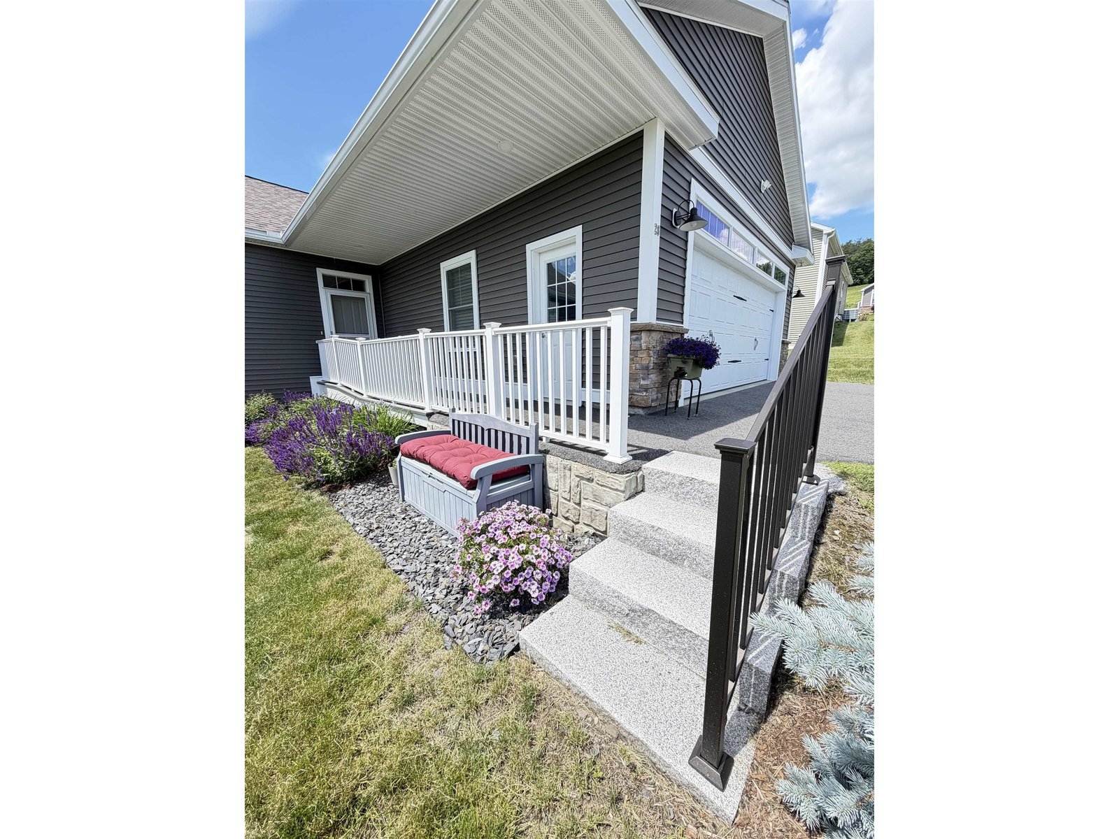 28 Alex Drive