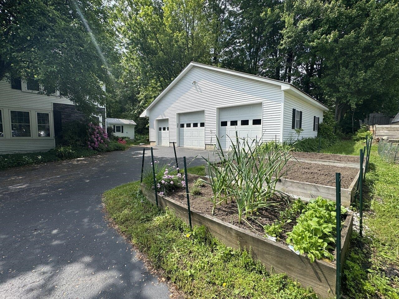 Oversized Garage
