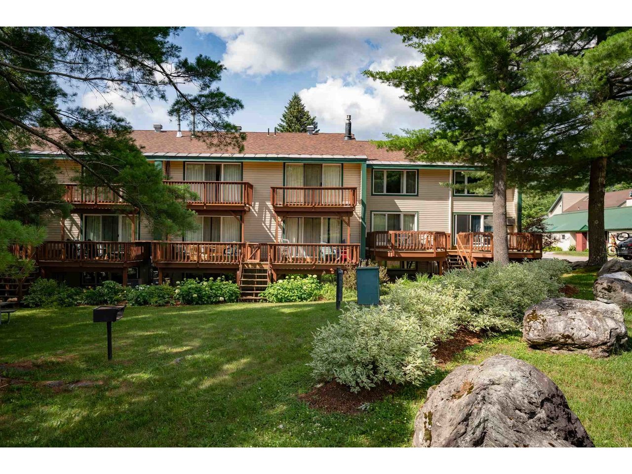 28 Creekside at Smugglers Notch, Unit 28