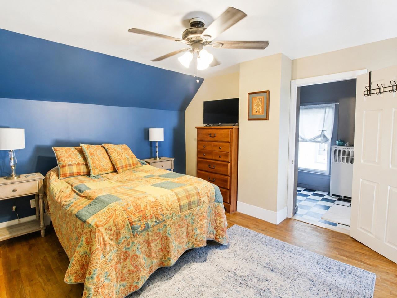 Bedroom with en suite bath