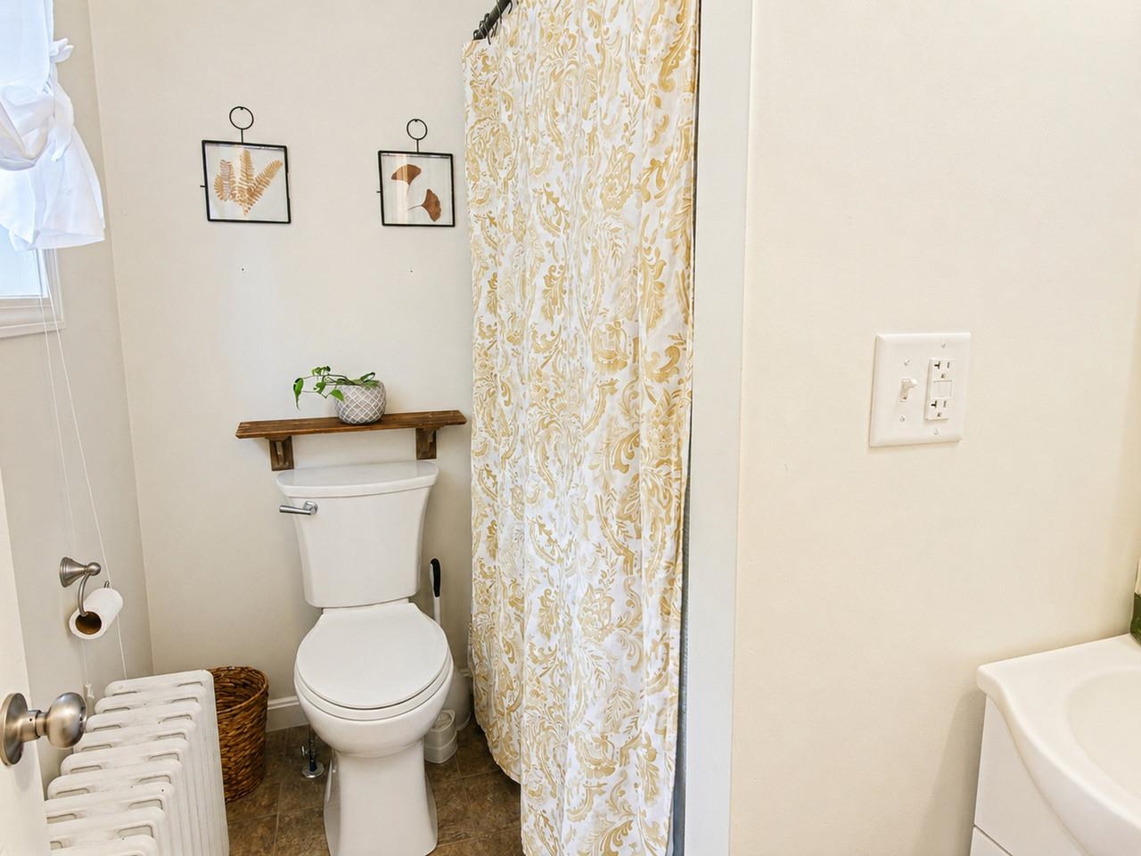 1st floor full bath