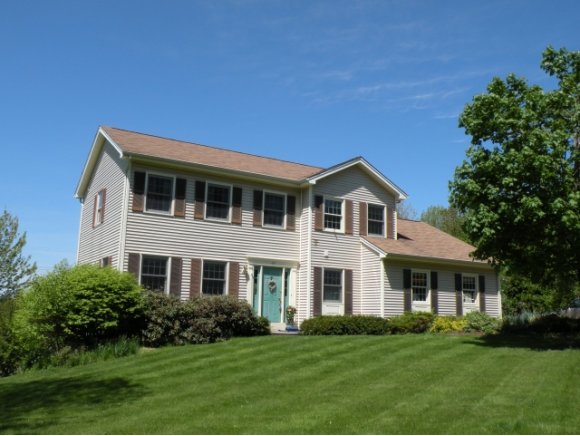 28 Fairview Dr
