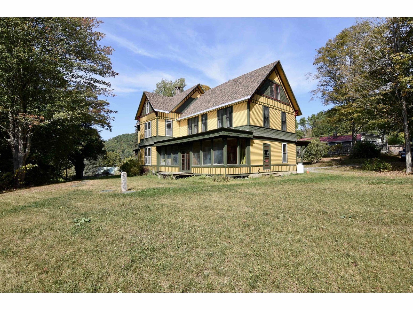 28 Fairview Terrace, Royalton