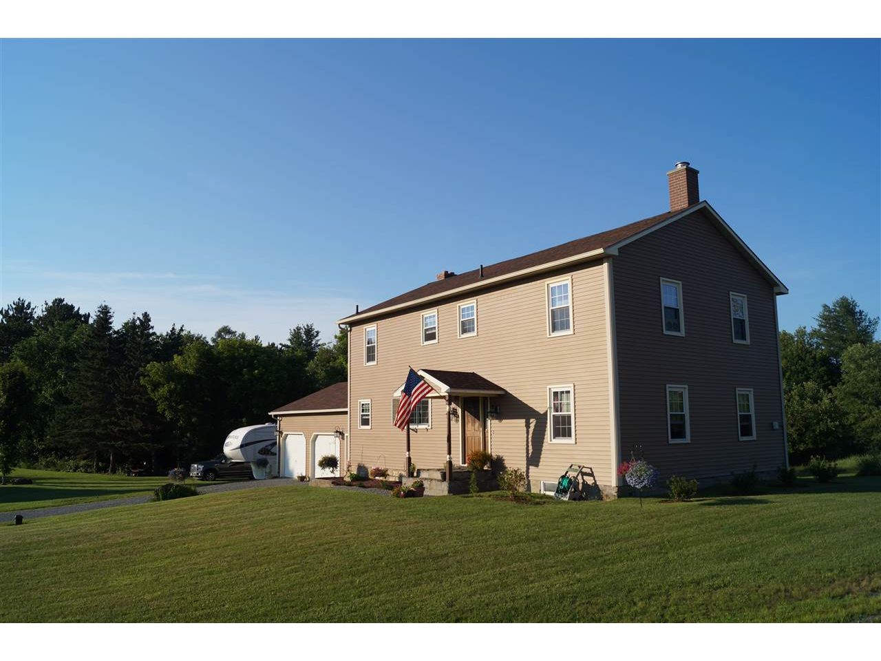 28 Governor Peck Road
