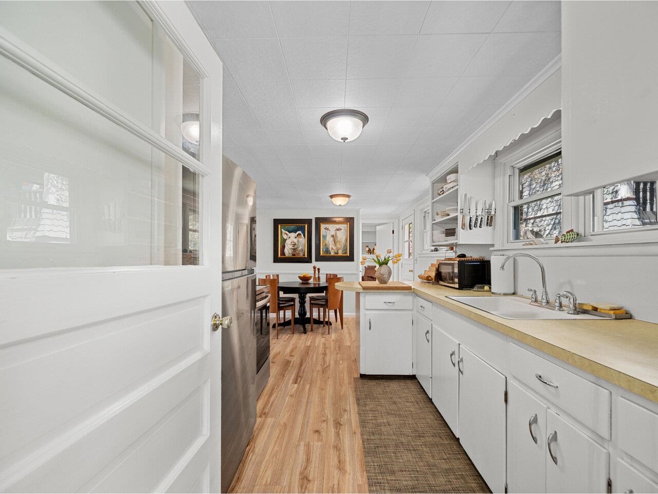 Mudroom to Kitchen