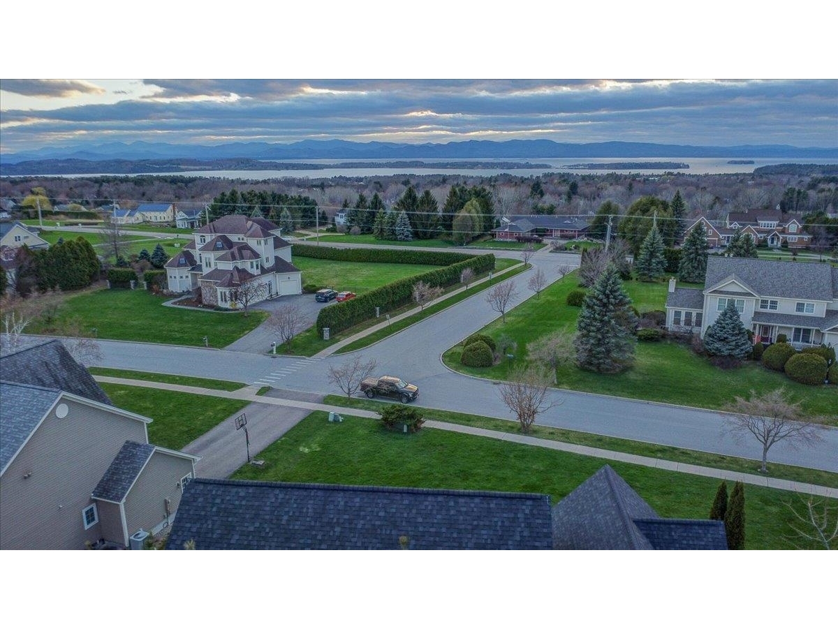 28 Pinnacle Drive