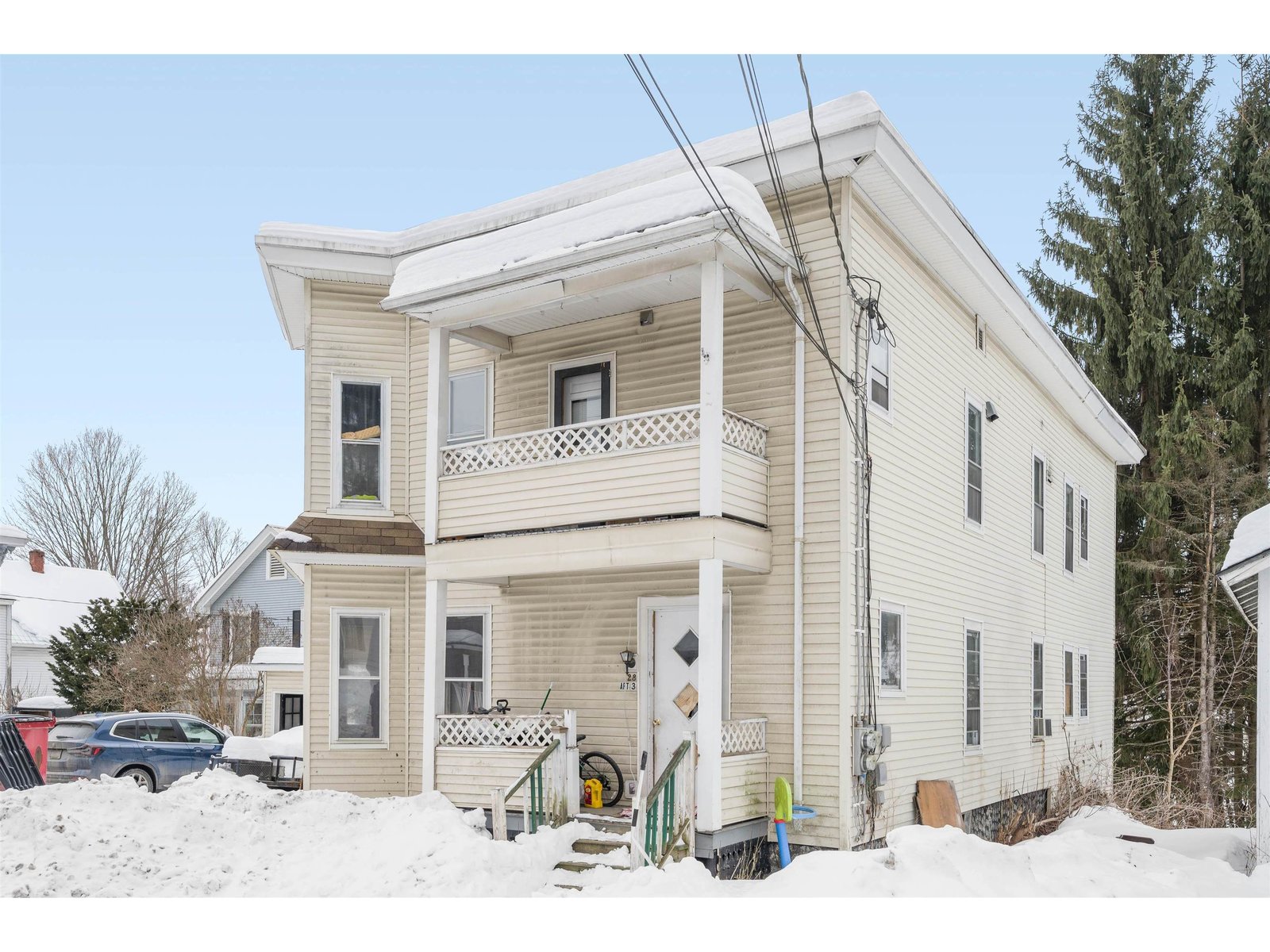 28 Pleasant Street