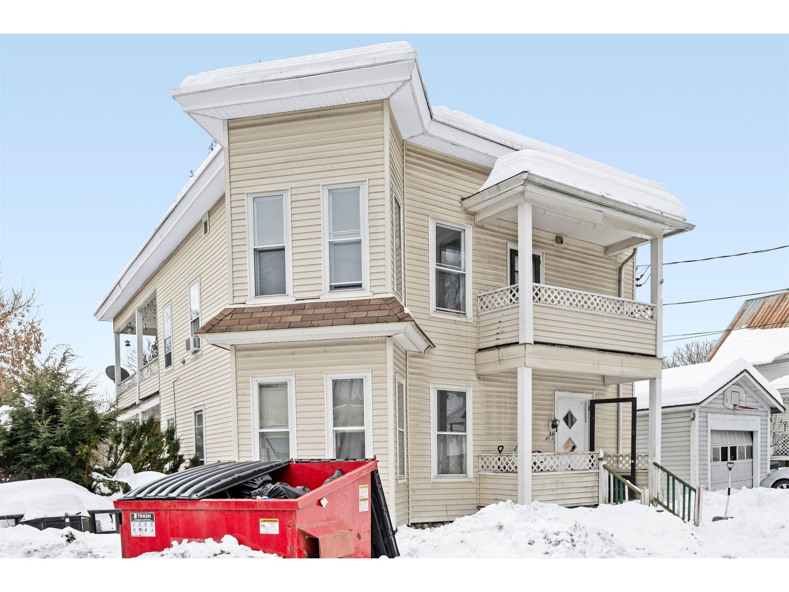 28 Pleasant Street
