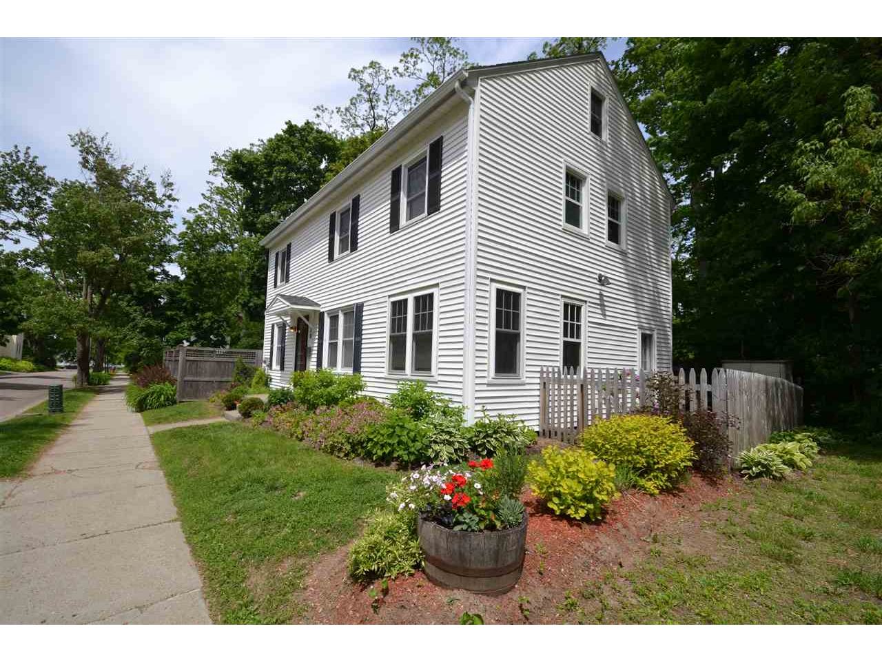 28 Prospect Hill Road