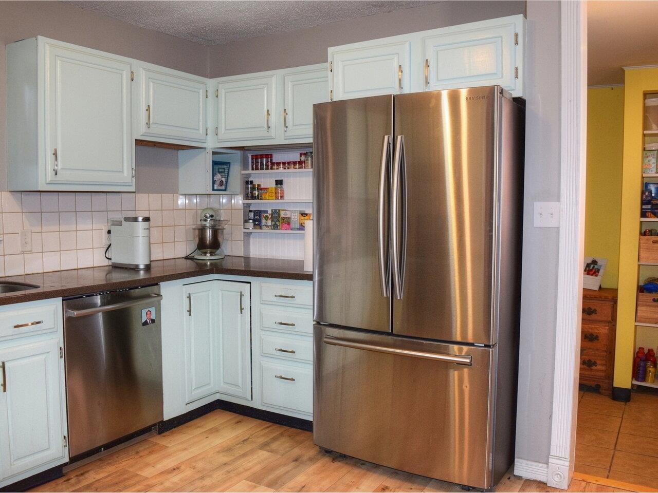 Stainless appliances