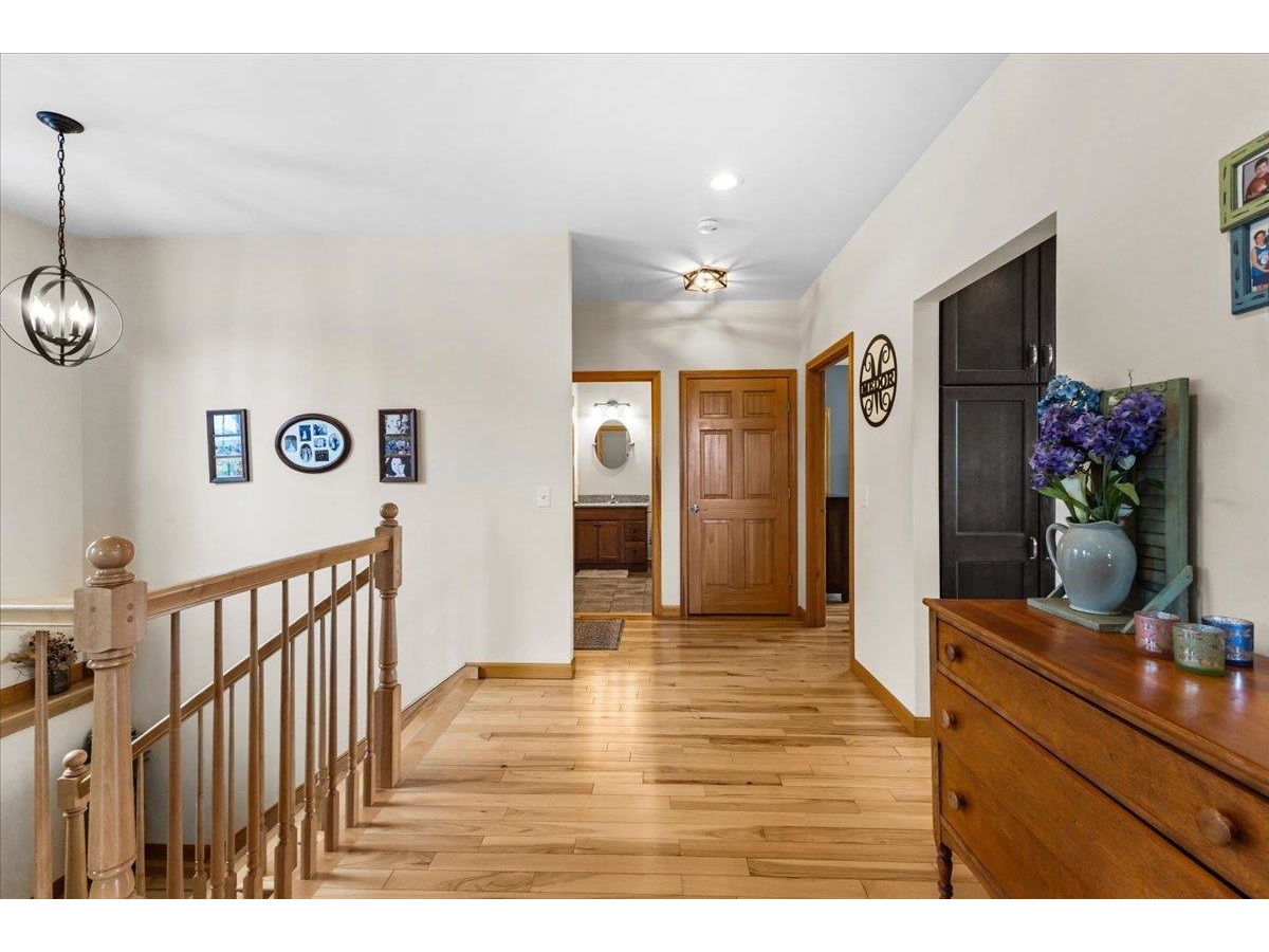 28 Rileys Way