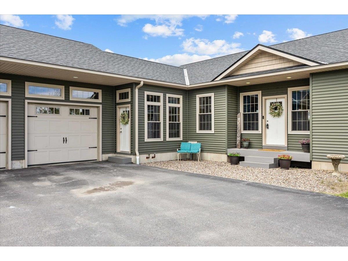 28 Rileys Way