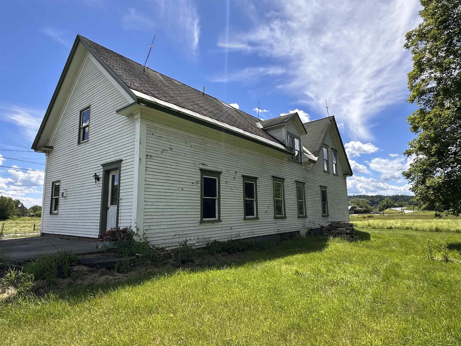 28 Stevens Loop
