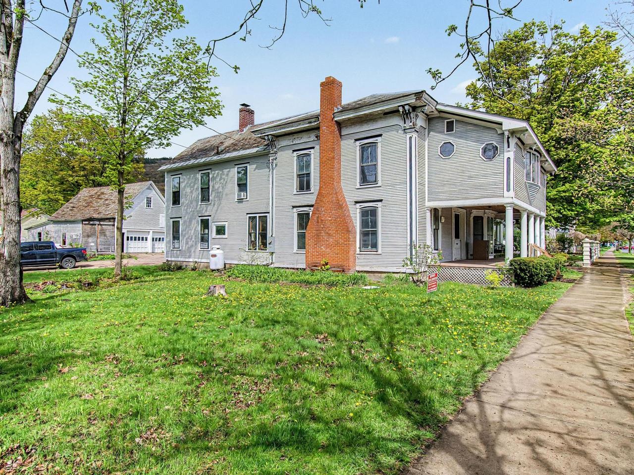 28 West Street