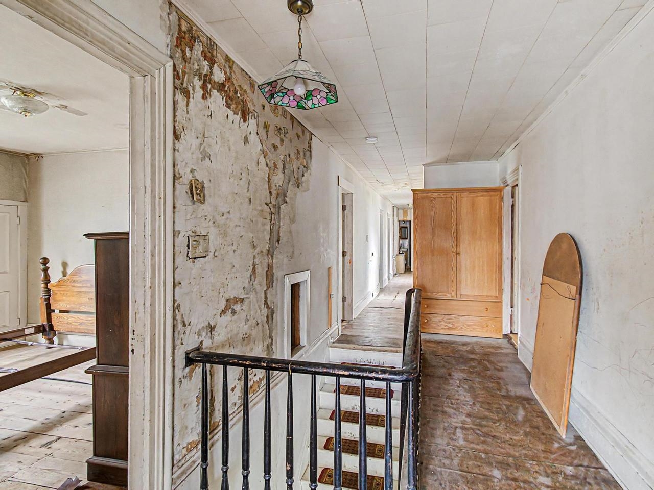 28 West Street