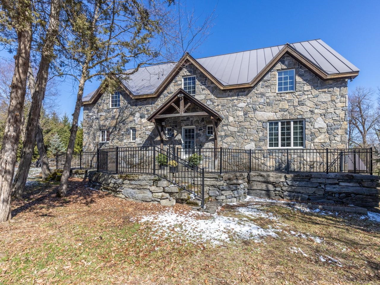 280 Hawkins Bay Lane