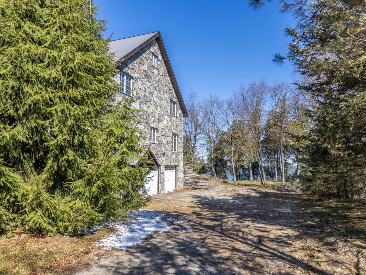 280 Hawkins Bay Lane