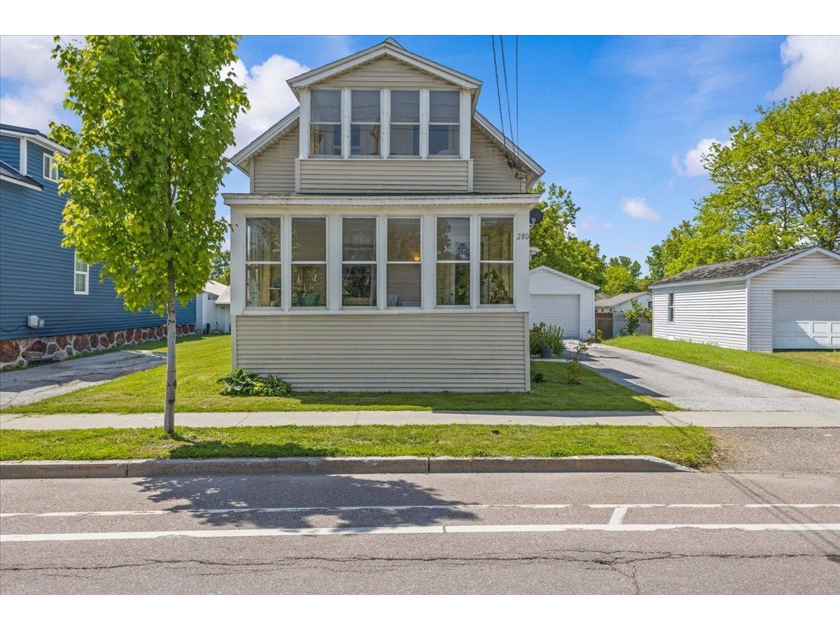 280 Lake Street
