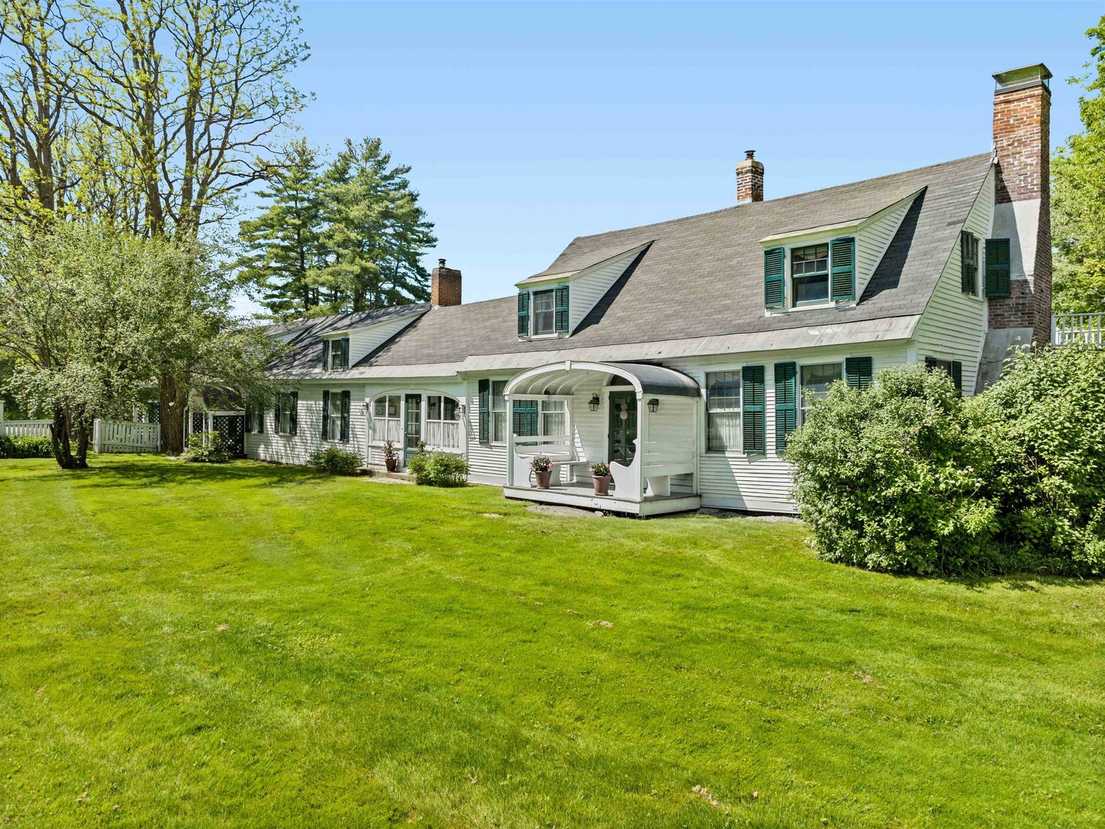 2810 Crosstown Road