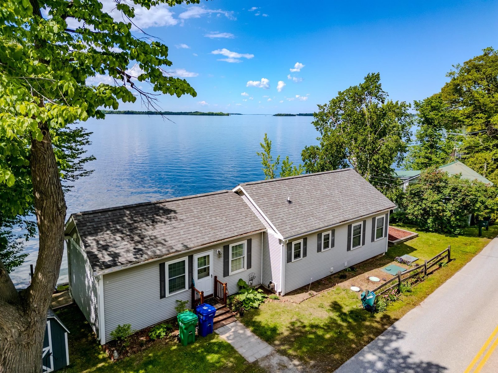 Sought after shoreline!