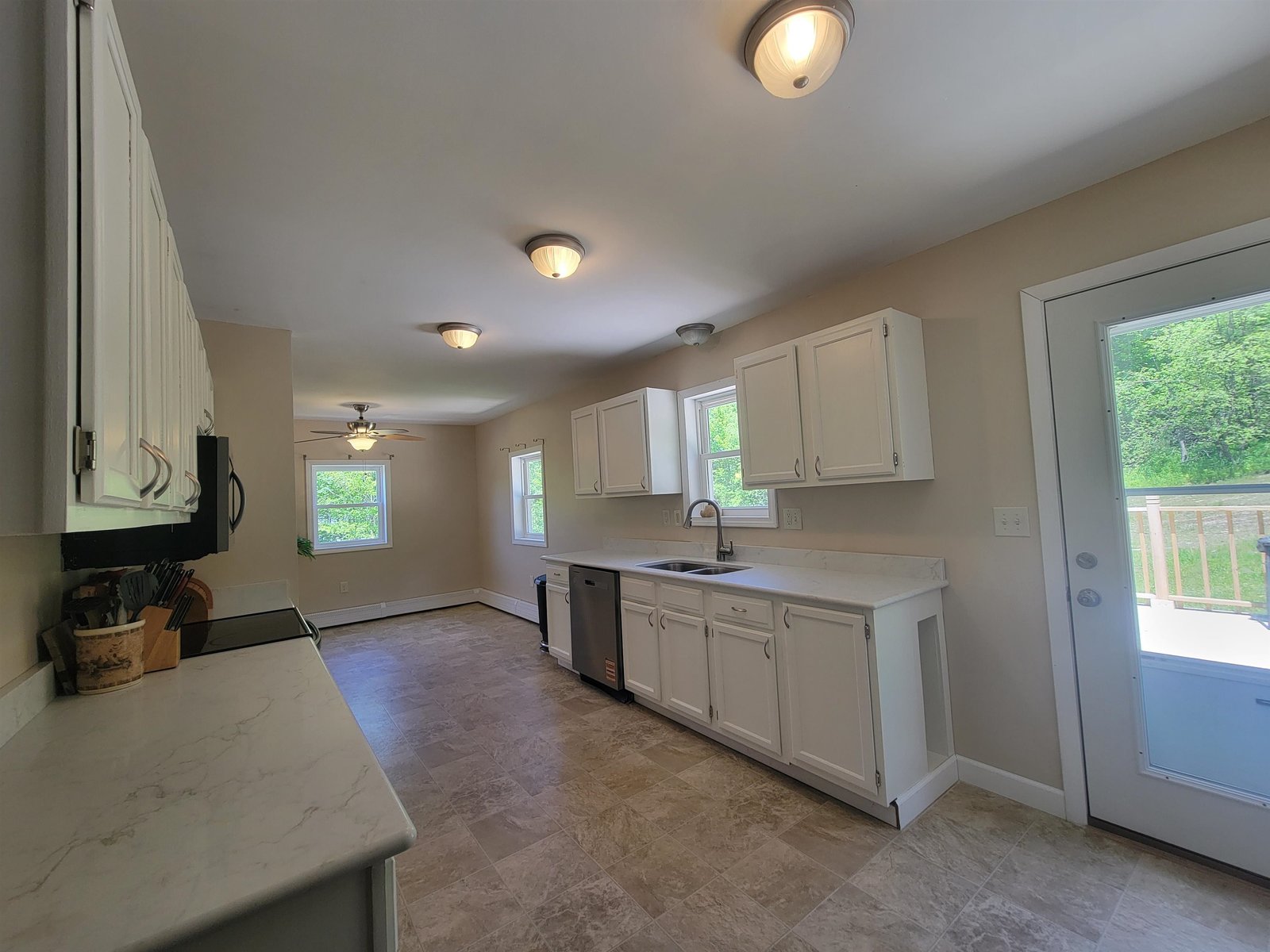 2817 Huntington Road
