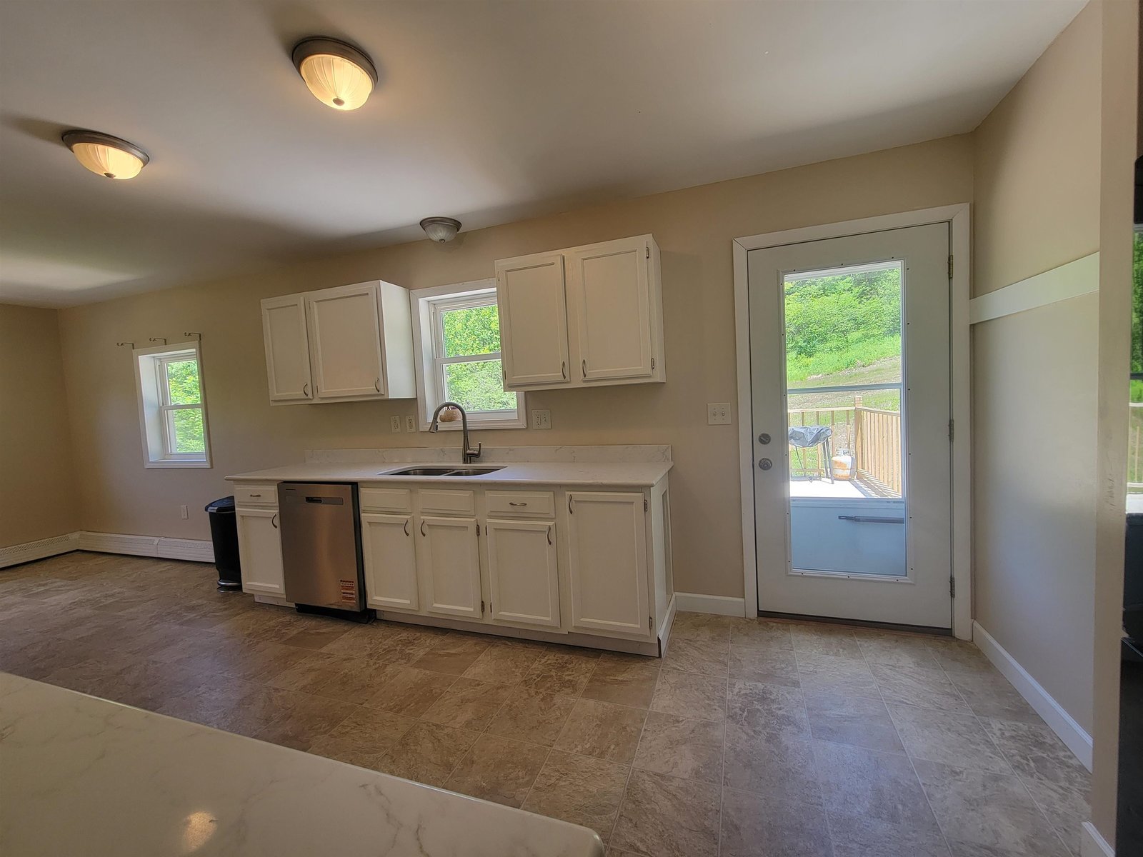 2817 Huntington Road