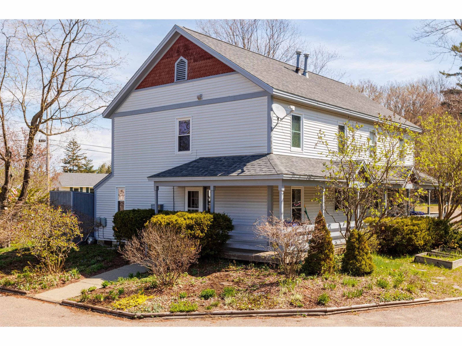 282 Ethan Allen Parkway, Unit 3