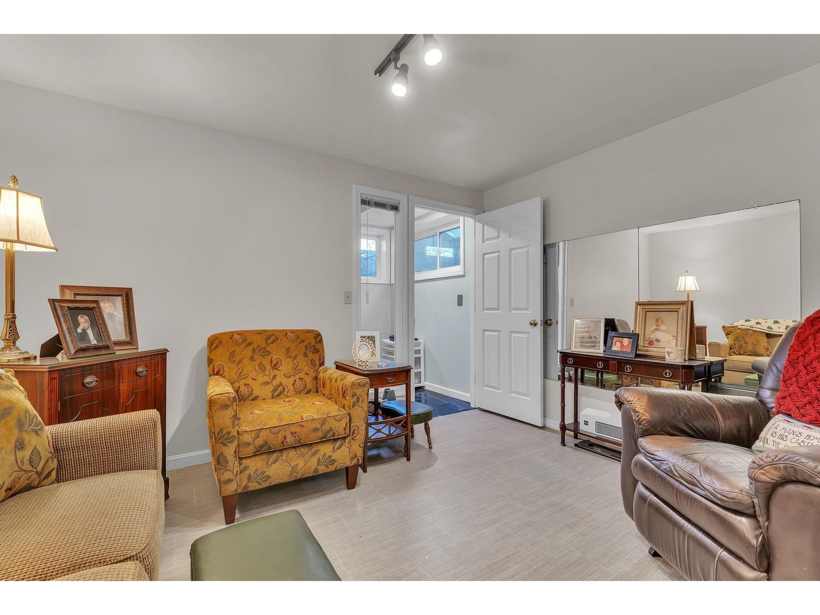 282 Ethan Allen Parkway, Unit 3