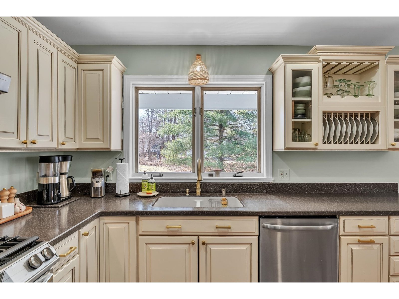 282 Ethan Allen Parkway, Unit 3