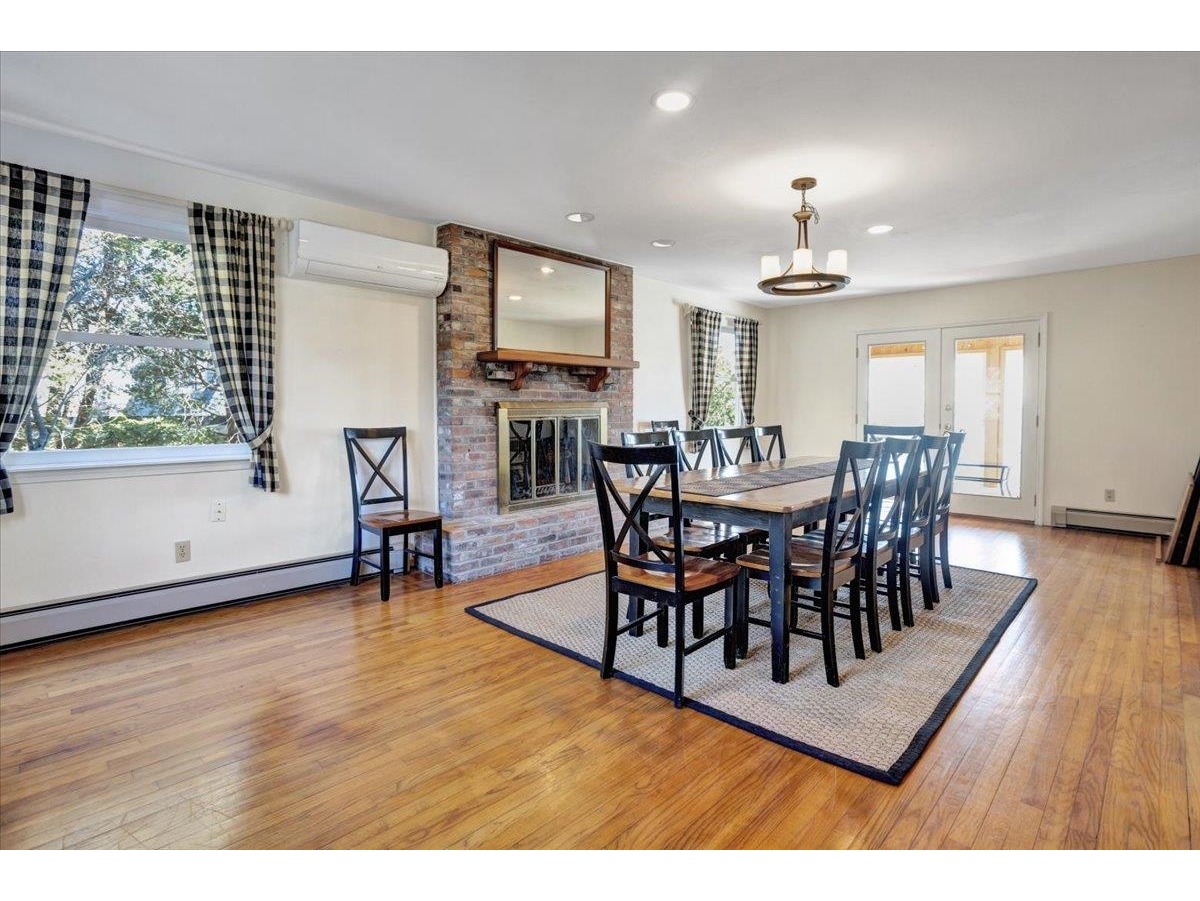 283 Appletree Point