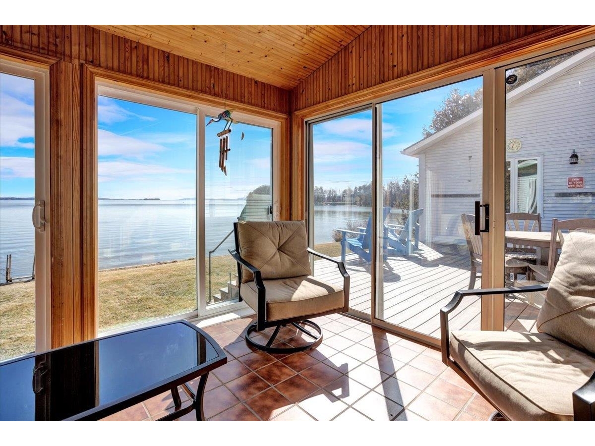 283 Appletree Point