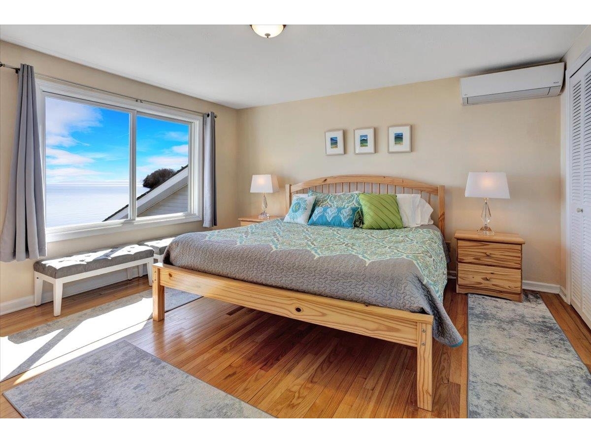 283 Appletree Point